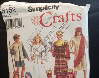 Simplicity 8152, misses, men's or teen boy nativity costumes, joseph, mary three kings, shepherds, angel Pattern has crown cut - sz xs-xl