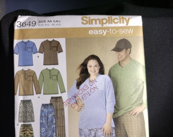 Pode incluir: Um padrão de costura para fazer roupas. O padrão inclui instruções para fazer uma camisa de manga comprida, uma camisa de manga curta, calças e uma saia. O padrão é para os tamanhos AA, S, M e L. O padrão é da Simplicity e é fácil de costurar.