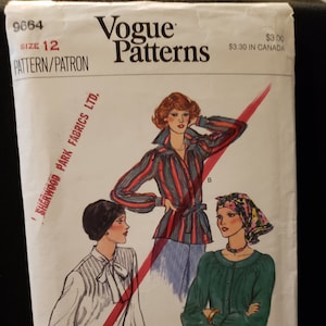 vogue 9664 sewing pattern for blouses CUT to a size 12, loose fitting hip length overblouse, front tucks,round neckline, bias collar