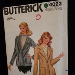 May include: A vintage sewing pattern for a blazer, featuring two models wearing different versions of the garment. The pattern is labelled "Butterick 4023" and "Fast & Easy".