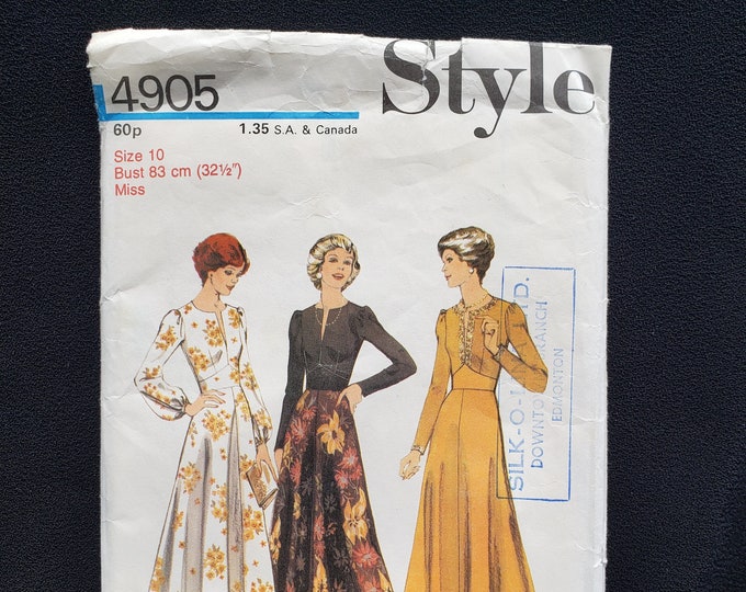 Style 4905 Sewing Pattern for Vintage 70's Maxi Dress, Fitted Bodice ...