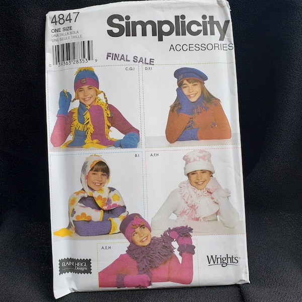 Girls Fleece Hats Scarves Mittens Sewing Pattern Simplicity 4847 Childrens UNCUT FF one size