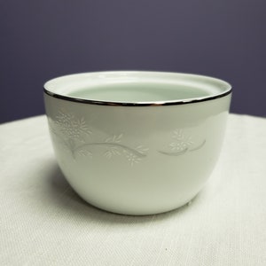 Noritake Whitebrook Sugar bowl without lid