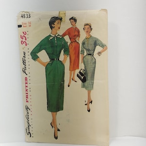 Simplicity 4833 Robe avec sous-vêtements amovibles et bordure sur les manches, taille 16, buste 34 en papier, modèle des années 1950, modèle complet COUPE