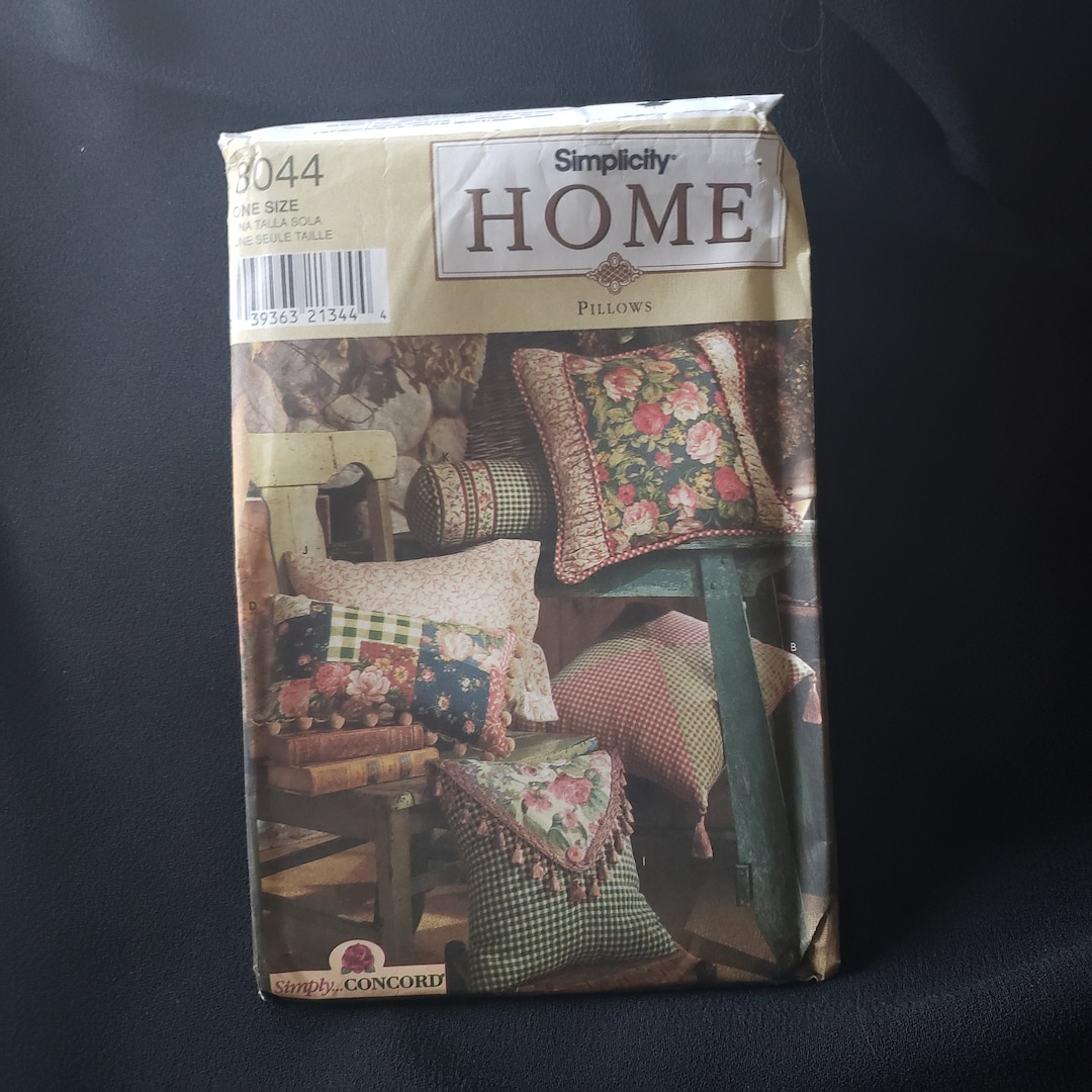 Simplicity 8044 Sewing Pattern Designer Pillows Crafts Home Decorating