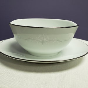 Noritake Whitebrook gravy boat