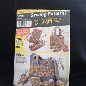 Simplicity 5598 sewing pattern for Dummies - wrights bags, accessories - check book cover, book cover, eyeglass case, tissue cover UNCUT FF