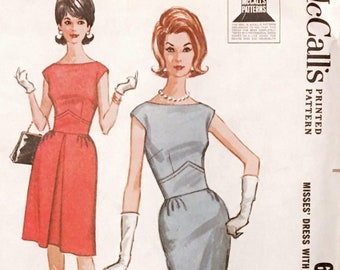 unused uncut early 1960s vintage printed dress pattern * slim or full skirt * McCall's 6713 * vintage size 14 bust 34" waist 26" * 1963