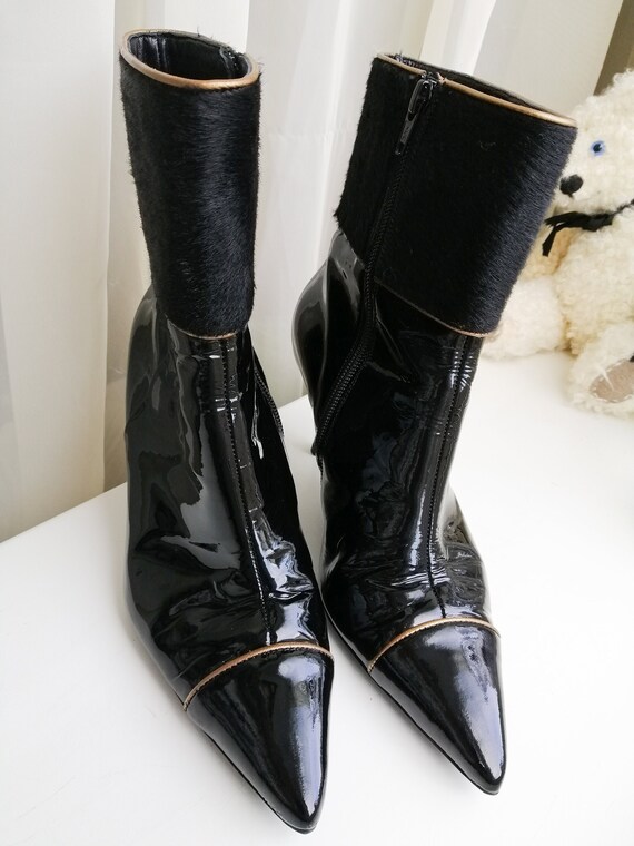 90s ankle boots