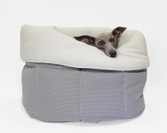 Luxury Dog Snuggle Bed - LÈ SAC Quilted Pet Bedding, Dog Sleeping Bag, Snuggle Sack, Cosy Bed for Small Dogs, Dog Cave, Italian Greyhound