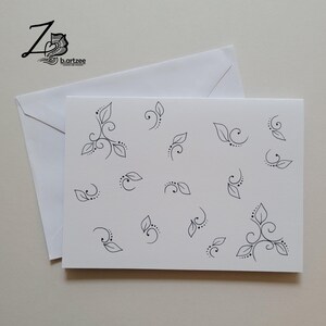 Carte Dainty Swirls - Carte d'art originale, oeuvre d'art florale, carte vierge, toutes les cartes d'occasion, art au henné, motifs mehndi, art minimal, dessiné à la main