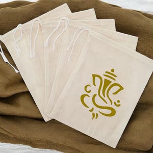 Eleganckie 5-częściowe torby upominkowe Ganesha Return Gift Sachet Bags - idealne na parapetówkę i pooja/Golu/Navarathri/baby shower/śluby