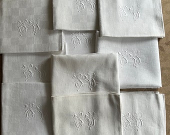 An antique set of 10 métis linen damask monogrammed S B napkins , circa 1920