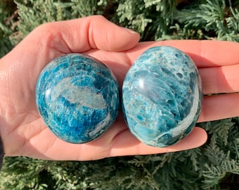 Apatite Palm Stone