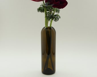 Vase fabriqué à partir de vieilles bouteilles en verre, taillées à la main ; Bouteille de vin de 0,75 l