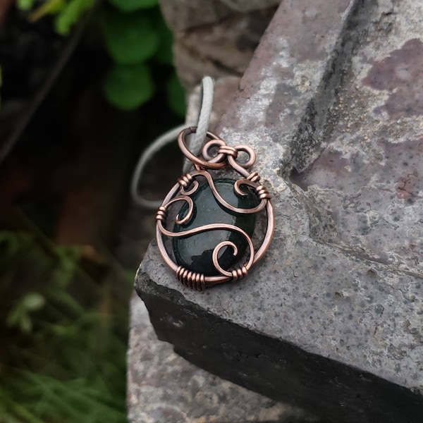 Magic Potion / Moss Agate Wire Wrapped Pendant, Handmade necklace, Copper jewellery, Unique gemstone necklace, Reversible pendant