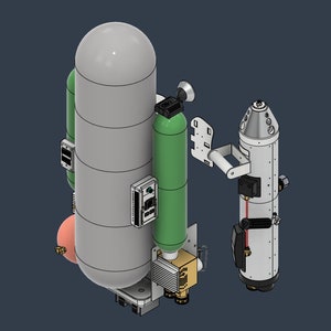 Könnte beinhalten: Isometrische Ansicht eines komplexen mechanischen Geräts mit einem großen grauen zylindrischen Tank, grünen Zylindern und einer kleineren weißen zylindrischen Komponente. Das Gerät hat mehrere Paneele, Halterungen und ein rotes Kabel, vor dunkelblauem Hintergrund.