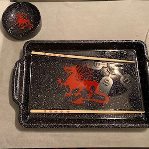Red dragon two piece tray set
