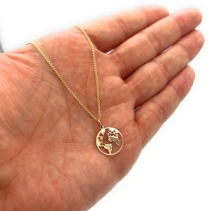 Gold Map Necklace | World map necklace | Globetrotter necklace | World necklace | Medal Necklace | Dainty Necklace | Earth Necklace