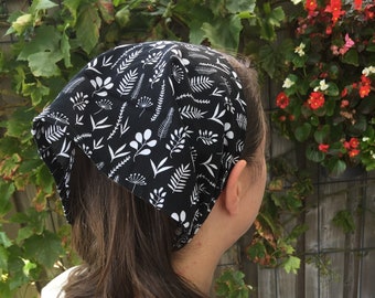 Foulard con foglie bianche e nere. Copricapo cristiano da 20 cm, 8,66 pollici, copricapo cristiano