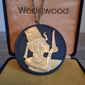 Rare Large Vintage Black Basalt and 24 Carat Gold Wedgwood Egyptian Pharaoh Pendant Necklace