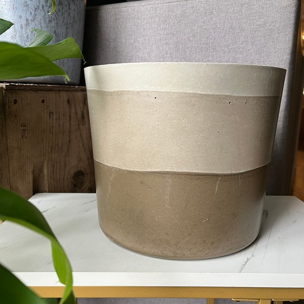 10 inch planter - large planter - large cylinder - plant pot - minimalist - indoor outdoor planter - large plant pot - extra large planter