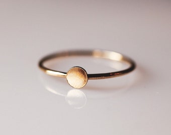 14 k gold filled disc ring, sold 14 k gold filled circle ring, dainty circle ring, midi knuckle ring, gold disc stack ring