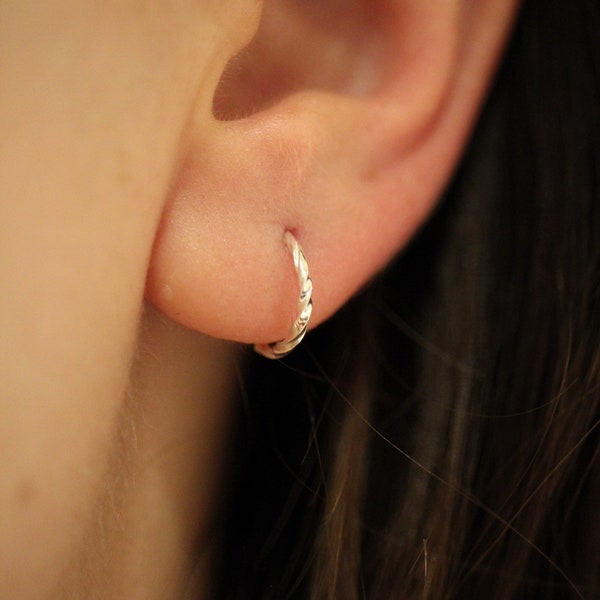 9mm Silver Hoops, Very Fine 925 Sterling Silver Hoop Earrings, 9 mm Mini Creolen, Minimalist Huggie, Dainty, Mini Hoops, Ethical Silver Hoop