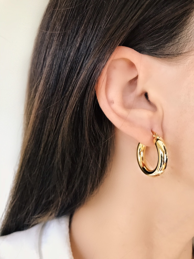 chunky gold huggie hoops