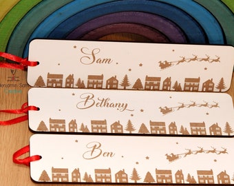 Juego de marcadores navideños, regalos para estudiantes, grupos de años, regalos de clase de Navidad del maestro, marcadores de madera personalizados con nombres grabados