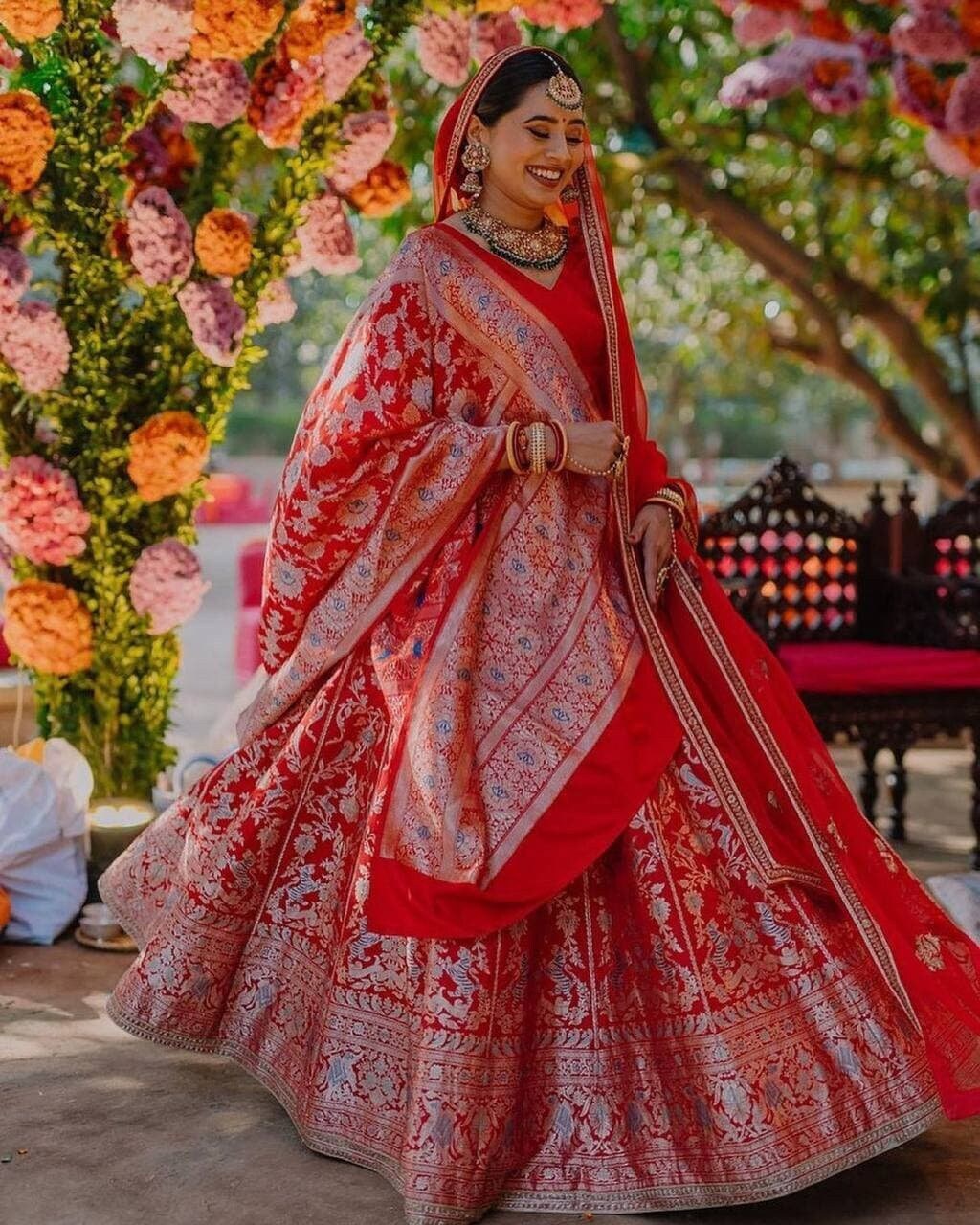 bridal red lehenga images