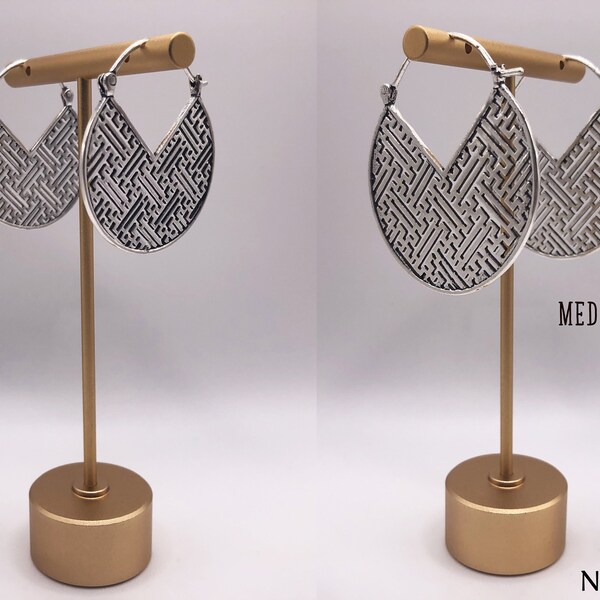 Retro Silver Earrings in Labyrinth Design main image 0
