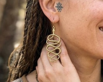 Gold Snake Dangle Earrings • Vintage Serpent Earrings • Retro Boho Jewelry