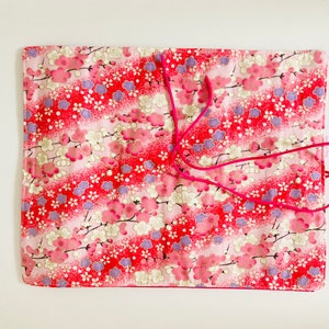 Makeup or paint brush kit in pink Japanese fabric with white and purple flowers and pink cotton fabric image 4