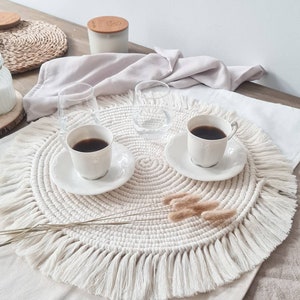 Macrame Round Table Runner Coaster in Natural, Boho Style for Home Decor, Makramee Tischläufer Boho Round Table Placemat for Living Room image 5