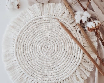 Macrame Round Table Runner Coaster in Natural, Boho Style for Home Decor, Makramee Tischläufer Boho Round Table Placemat for Living Room