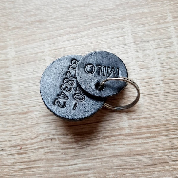 Hundemarke/Katzenmarke aus Leder mit geprägtem Namen / Leather Dog Tag/ Cat Tag with imprinted name