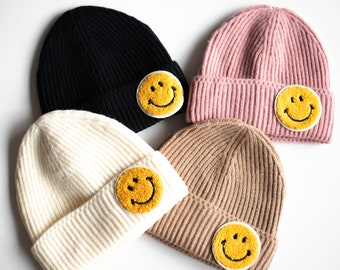 Smiley knitted beanie - 100% cotton