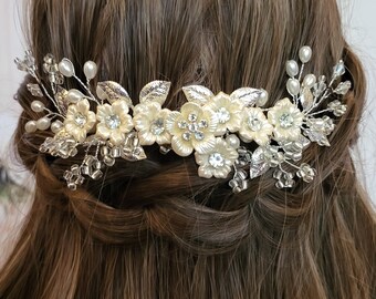 Silver Crystal Pearl Bridal Comb - Floral Rhinestone Wedding Piece, Bridal Hair Accessory, Crystal Wedding Headpiece, Floral Leaf Hair piece