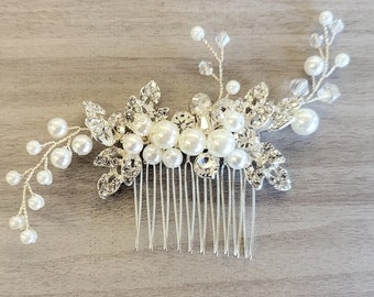 Bridal Pearl Crystal Rhinestone Hair Comb -  Wedding Hair Comb / Bridal Hair Accessory / Wedding Hair Jewelry / Wedding Hair Accessories