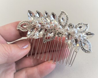Small Bridal Hair Comb with Pearl & Crystal, Rhinestone Wedding Hair Comb, Bridal Hair Accessory, Wedding Hair Jewelry