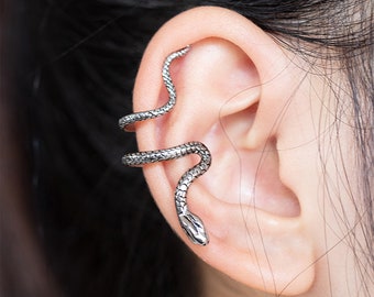 Snake Ear cuff, ear clip, Silver, Snake earring, Snake Jewelry, No Piercing, Fake Piercing, Serpent ear cuff, Ear Wrap, Black ear cuff