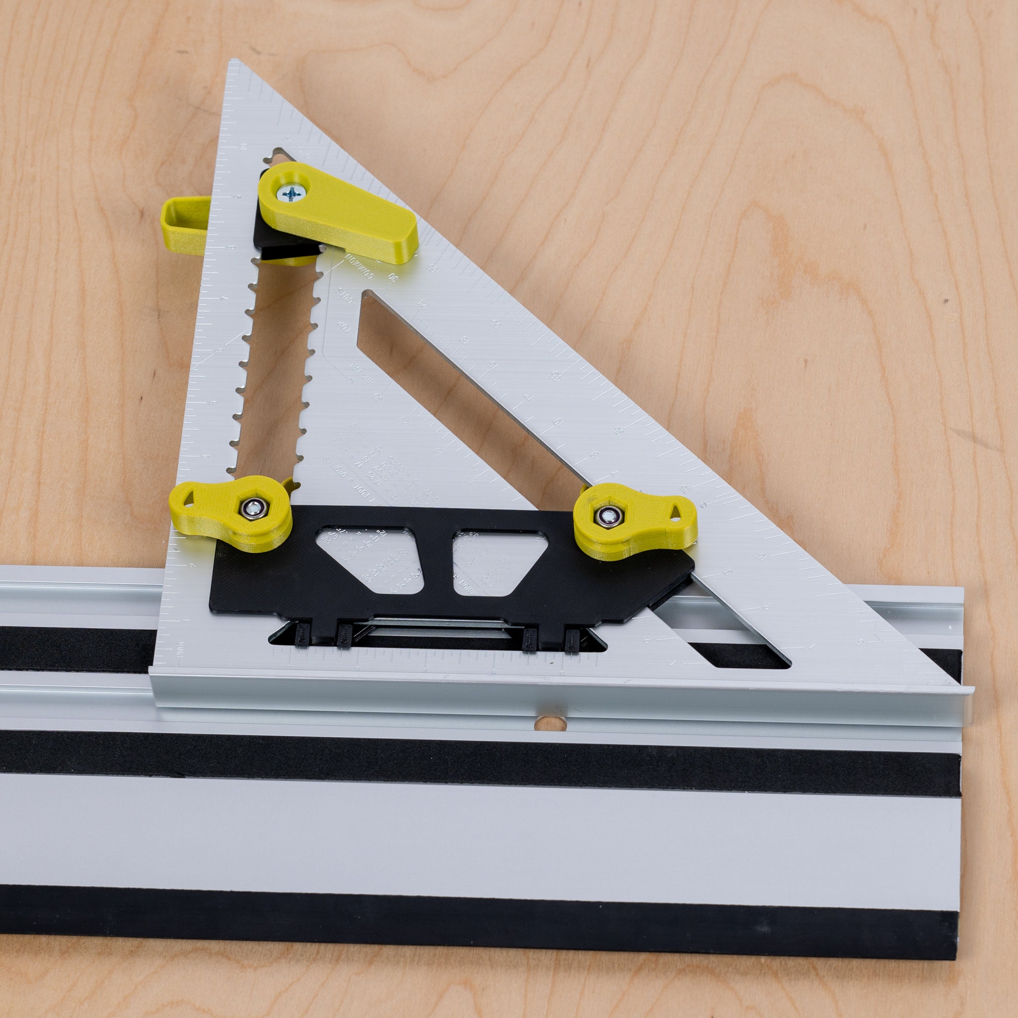 Triangle to Guide Rail Adapter