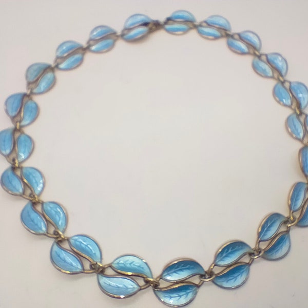 Perfect condition Willy Winnaess / David Anderson sterling silver blue guilloche enamel necklace Norway