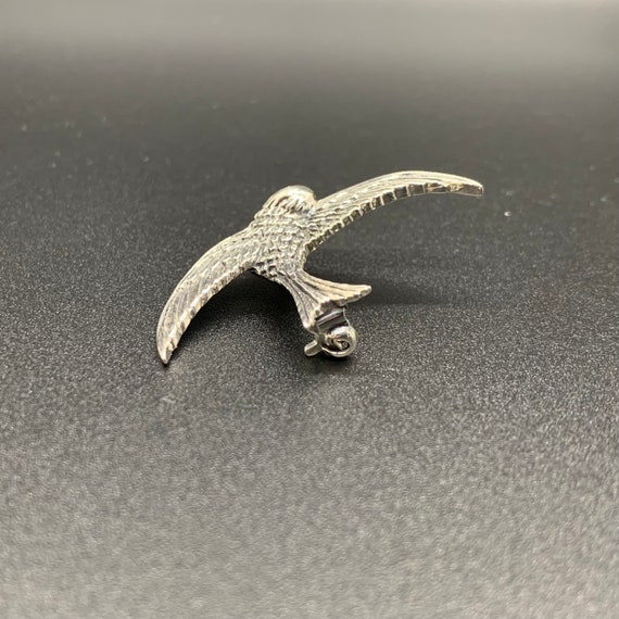 Beautiful Vintage Solid Silver Swallow Brooch wit… - image 3