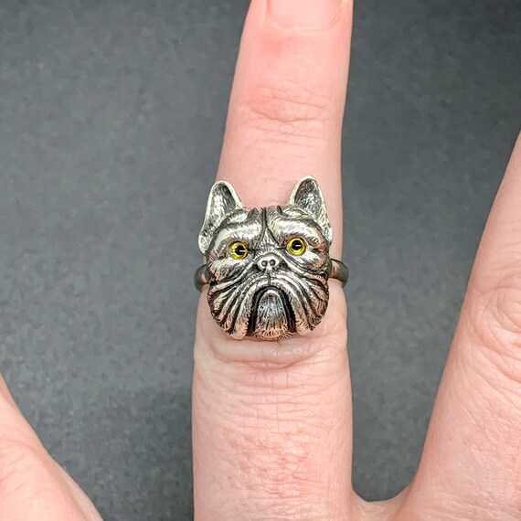 bulldog nose ring