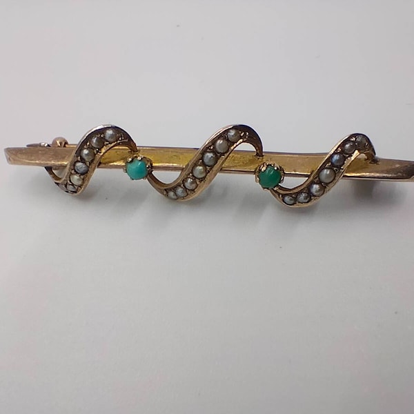 Antique Edwardian 9ct gold turquoise and seed pearl bar brooch