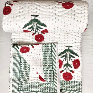 Handmade Red-Floral Kantha Quilt, Block Print Cotton Bedspread Boho Bedding Throw, Queen Size Blanket.