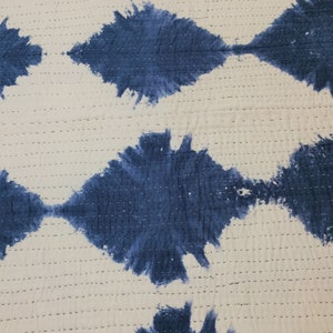 Indigo Shibori Kantha Quilt, Hand Made Tie & Dye Cotton Bedspread, Vintage Boho Throw Blanket, Bohemian Style Kantha Bedding, Indian Quilt.