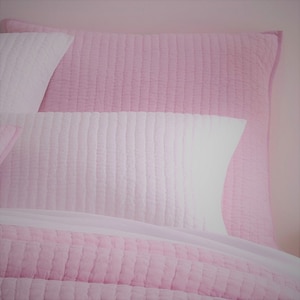 Light Pink Reversible Quilt, Plain Solid Quilt, Light Pink Quilt, Quilt With Pillow, Hand-Made Cotton Quilt, Boho Bedding, Bohemian Style.